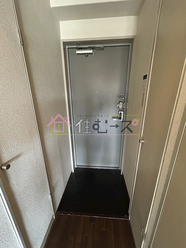 アルファブリック 玄関