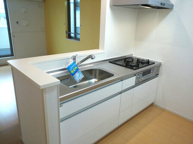 モン・シャ・ノーブル キッチン