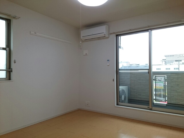 ラガーコート リビング