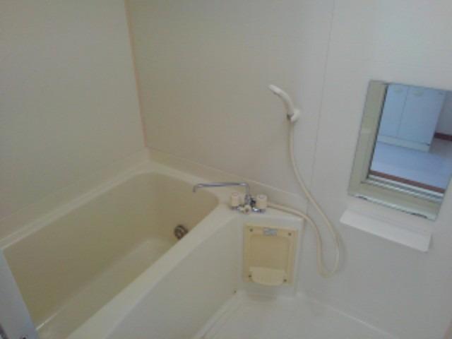 グラシューメゾン北館 風呂画像