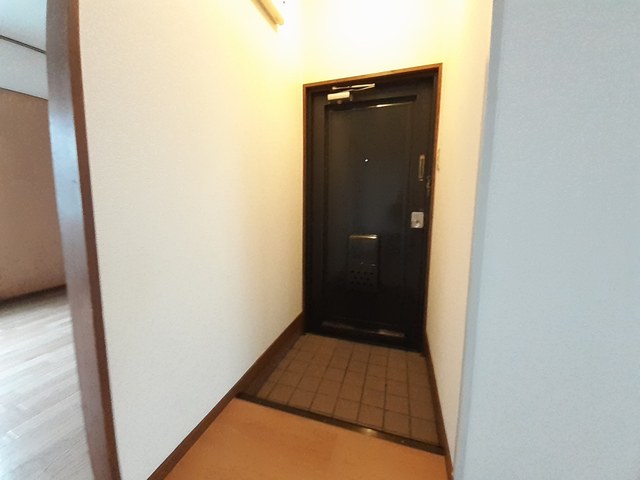 ハイムナカノ 玄関