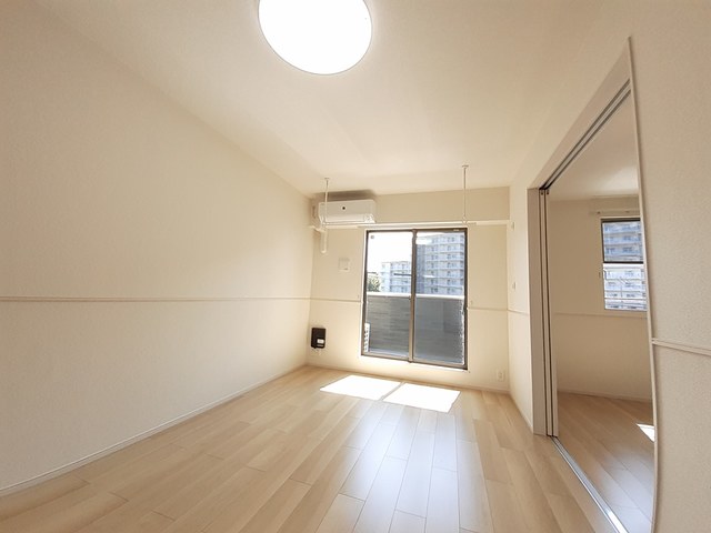 アーバンエステート和泉中央Ⅱ リビング