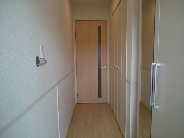 ハーベストコートＡ 玄関