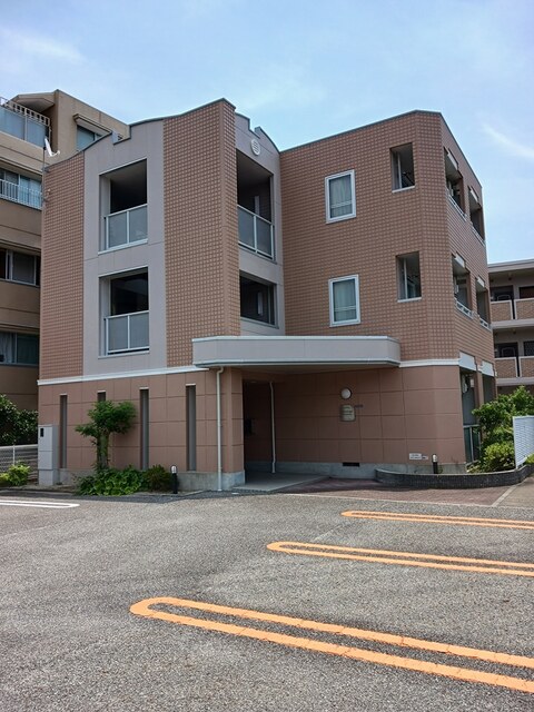 コンフォート宝塚 外観