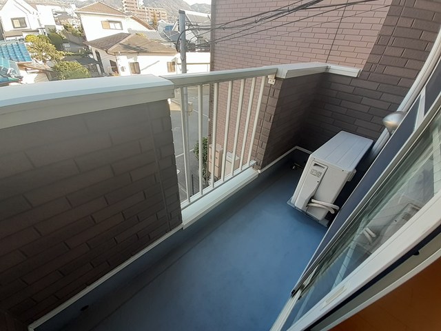 ワン・パーパスピュアⅢ ベランダ