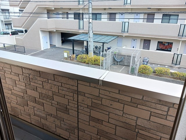 クレメントＳ ベランダ