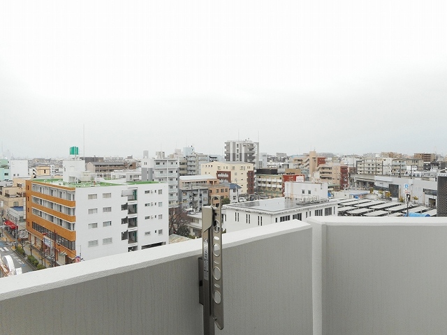 クリント　ブライアント ベランダ