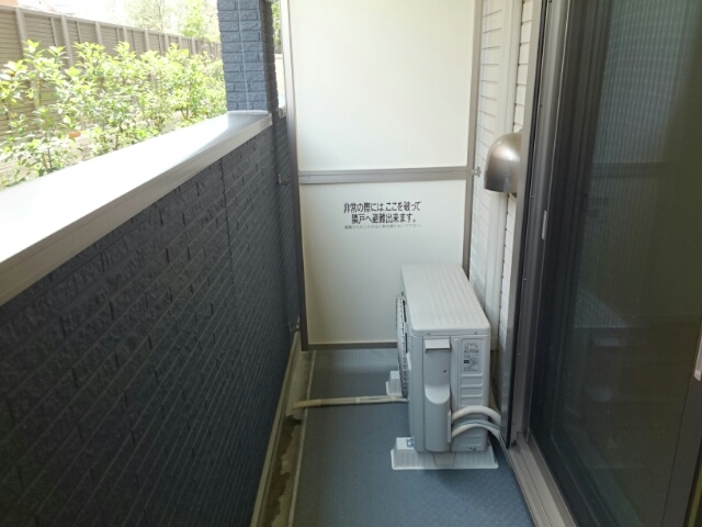 Ｌａ・Ｌｕｃｅ　ｓｔｒａｄａ ベランダ