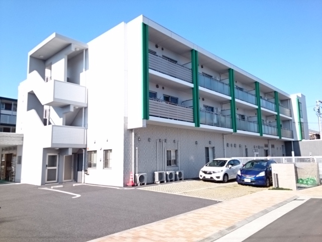 パイン　ガーデン　イケダ 外観