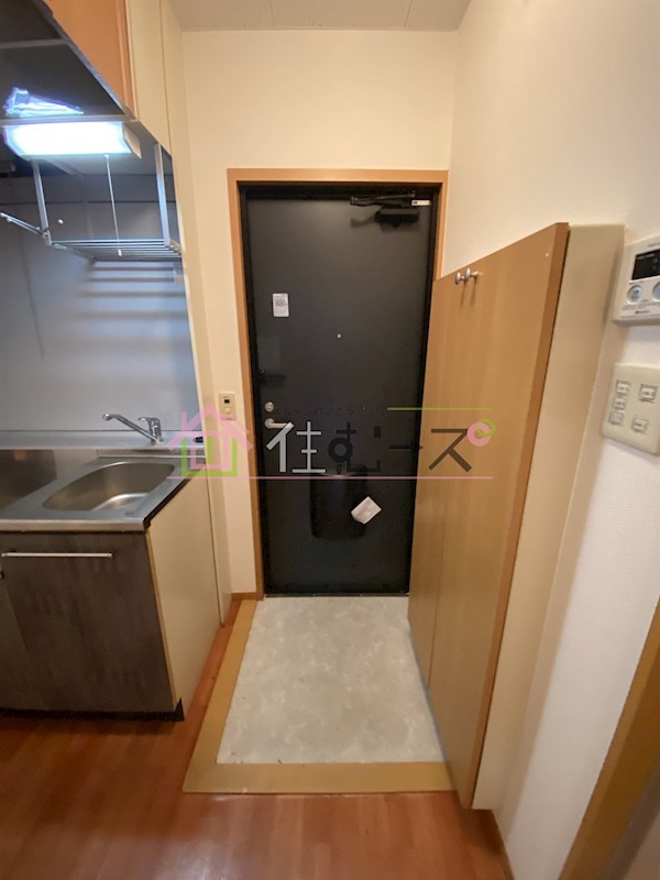 ラ・メール栄 玄関