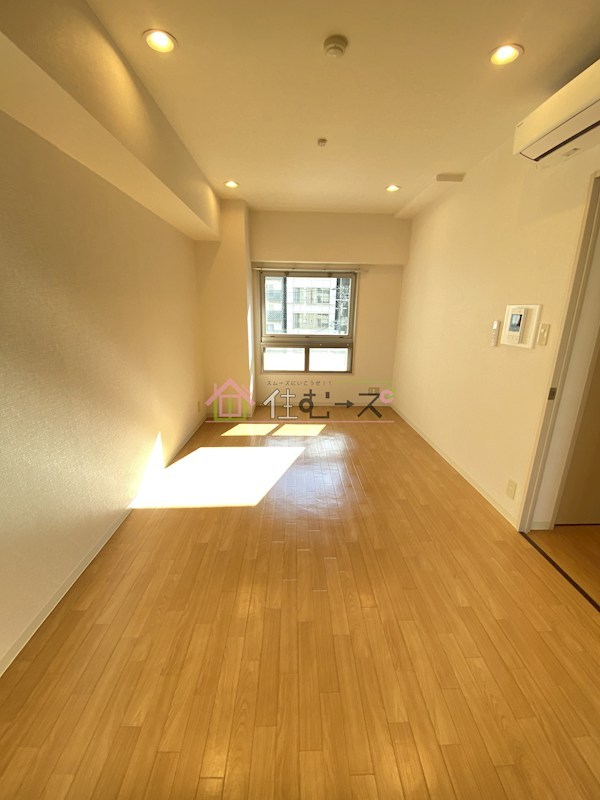 キャピトル新大阪 リビング