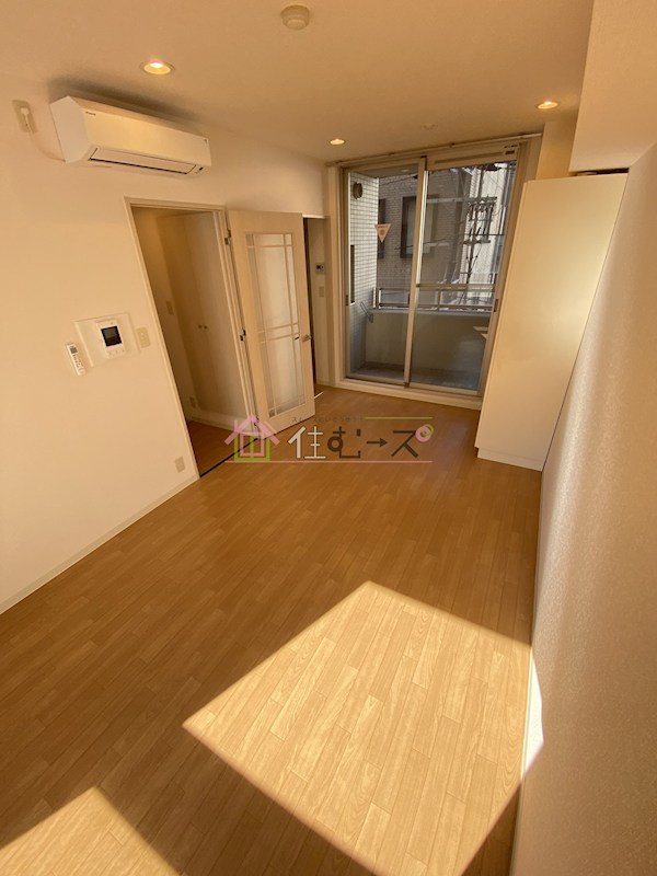 キャピトル新大阪 ベッドルーム