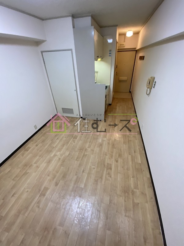 Aオリエント新大阪アーバンライフ リビング