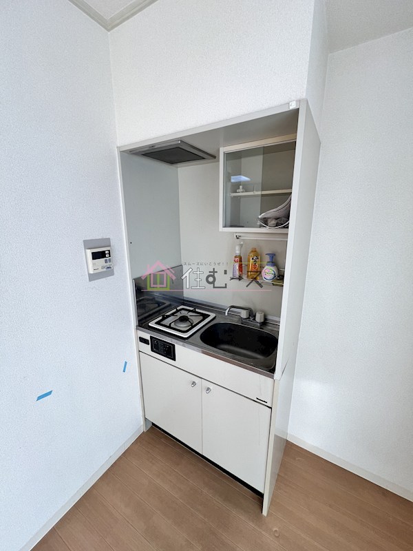 淡路駅前ビル キッチン