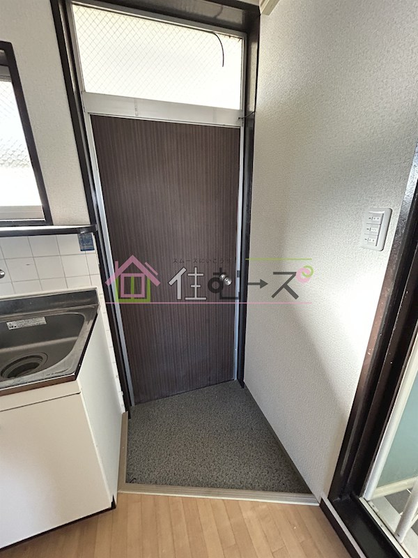 ニシノマンション 玄関