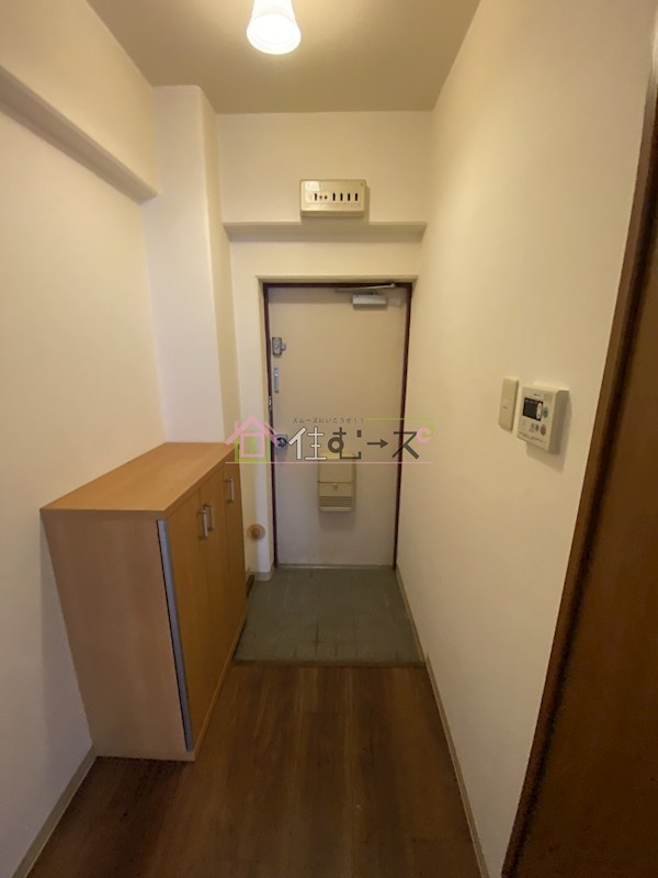 第2星栄ハイツ 玄関