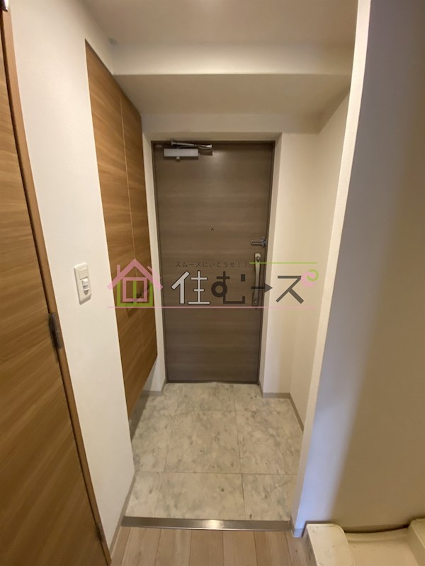 プランドール新大阪NORTHレジデンス 玄関