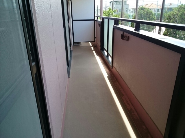 メゾン・ドゥ・スリジェ ベランダ