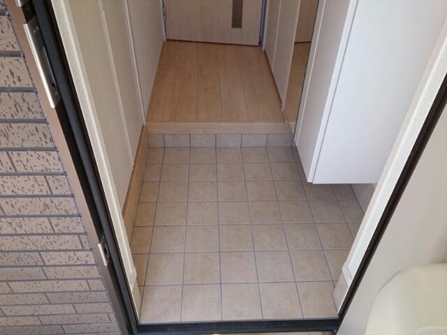 グランツ　サータァ 玄関