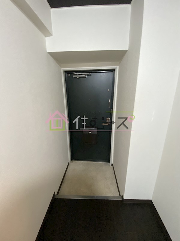 エクシード菅野 玄関