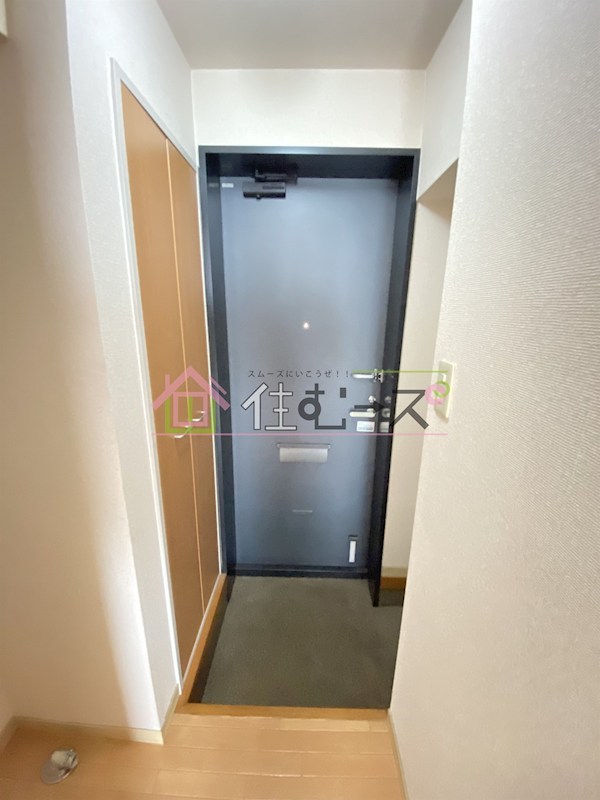 カーサさくら 玄関