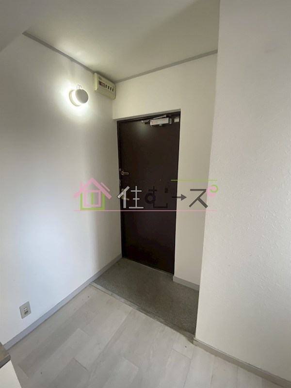 レナジア平野上町 玄関