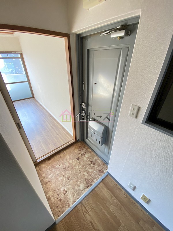 OK平野ハイツ 玄関
