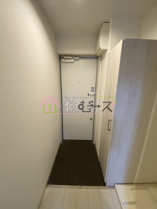 モダンアパートメント平野本町 玄関