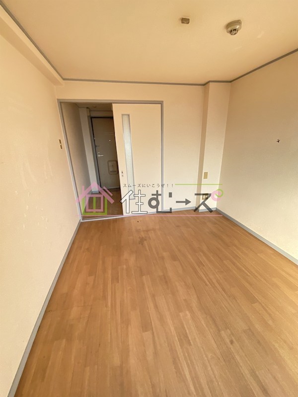 グランドリーペペ平野東 リビング