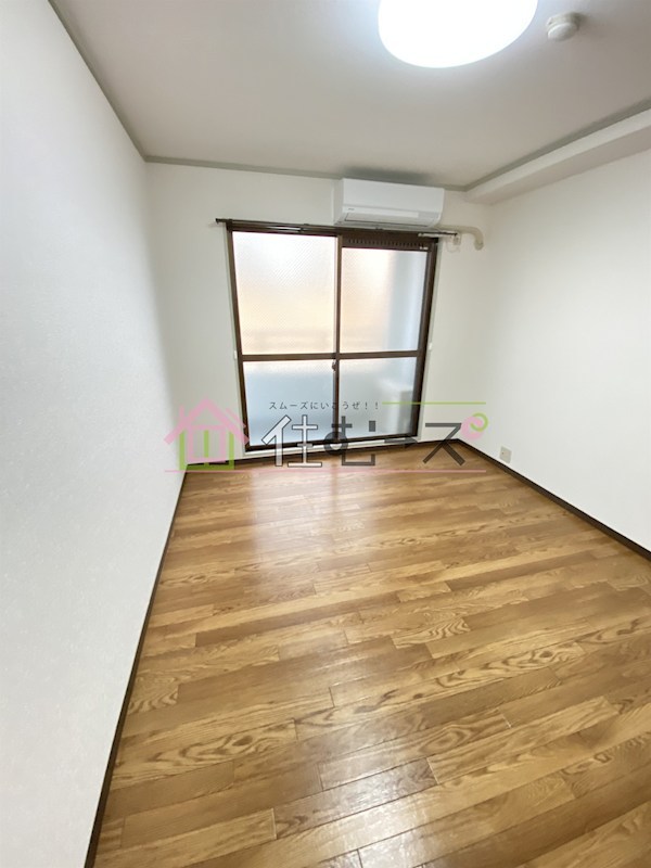 ユニ長吉ビル ベッドルーム