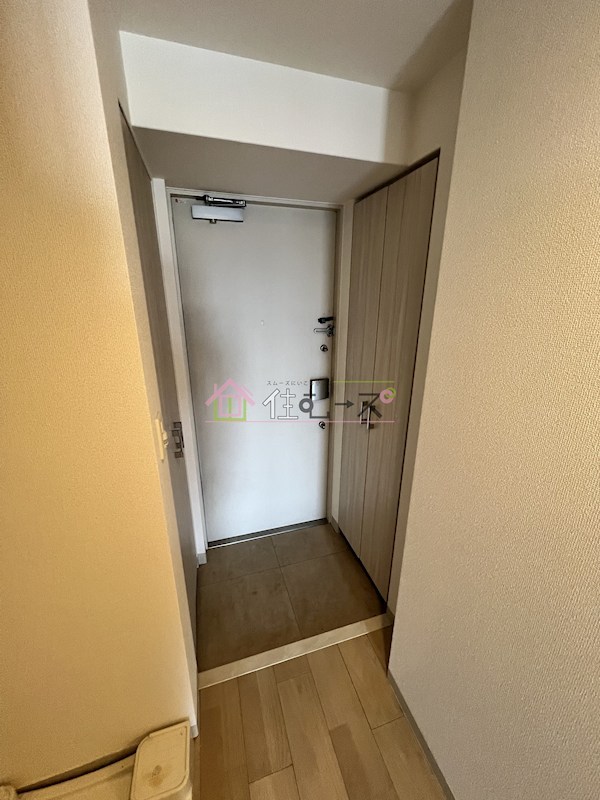 エステムコート梅田・天神橋Ⅲアヴァンテ 玄関