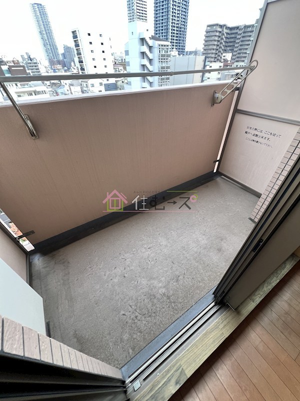 エステムコート梅田茶屋町デュアルスペース ベランダ