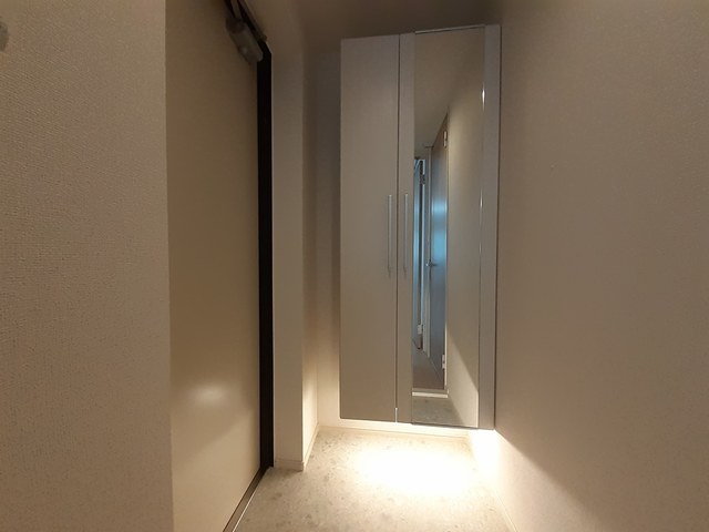 ムーンヒルズ大阪 玄関