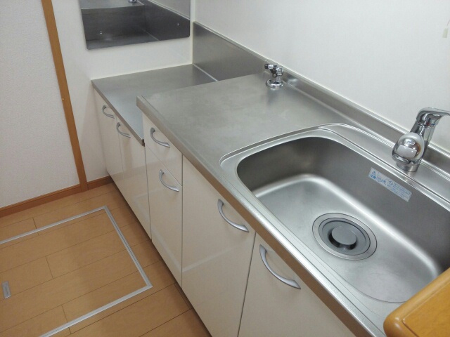 メゾンクワトロ キッチン