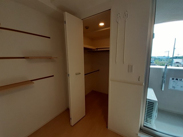 藤阪東レジデンス八弘 その他4