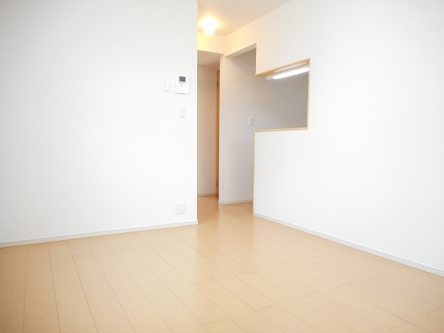 メゾン・ロザージュ リビング