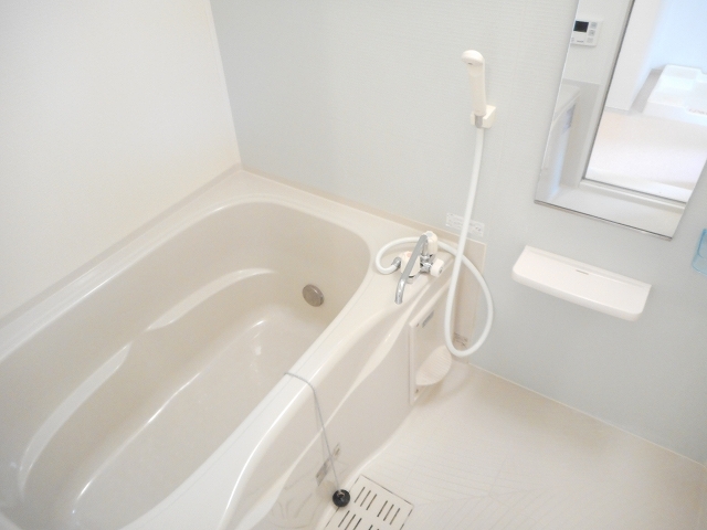 メゾン・ロザージュ 風呂画像