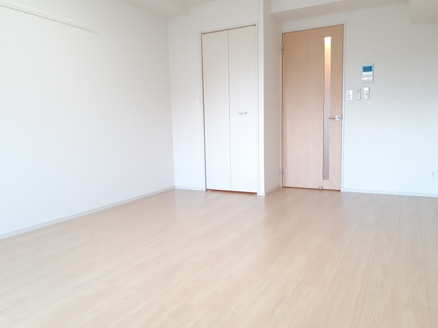 ボンサンテ南千里 リビング