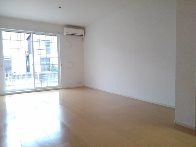 ジェルメ五十鈴 リビング