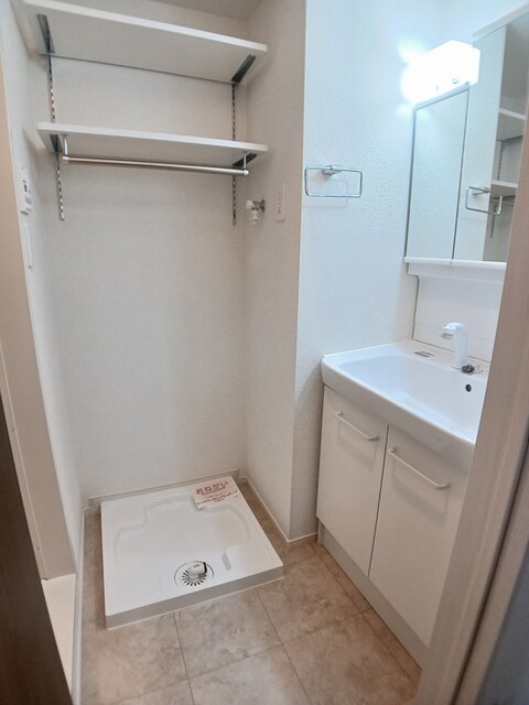 ラグーナ　ルカ その他1