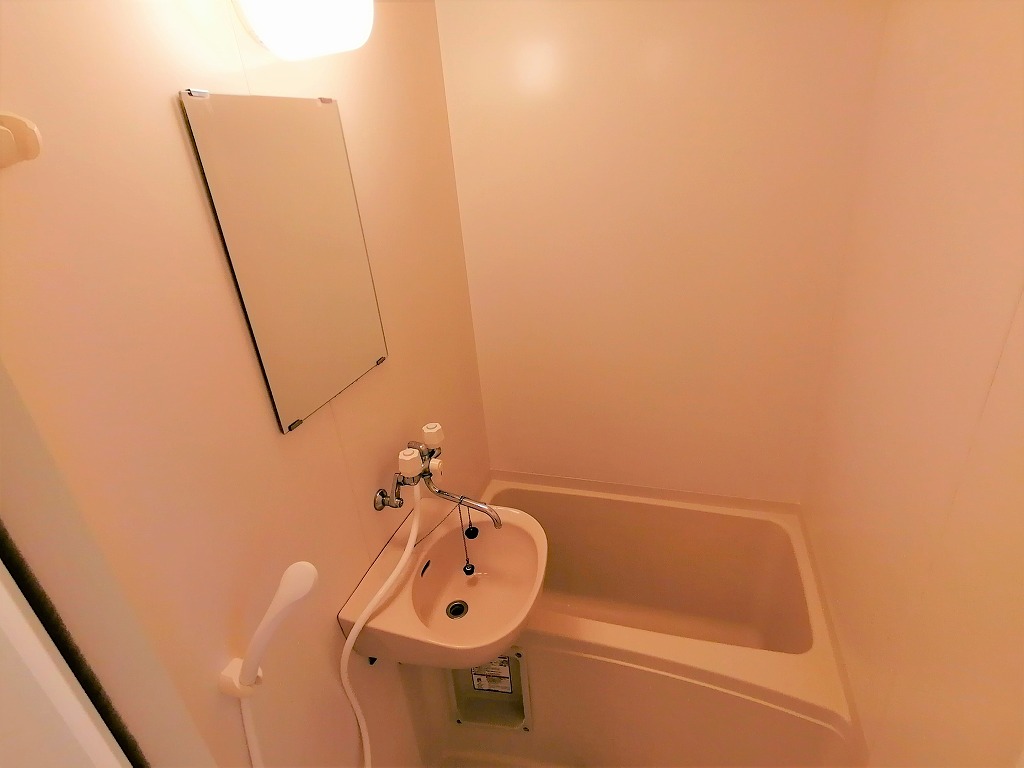 レオパレスブリリアント 風呂画像