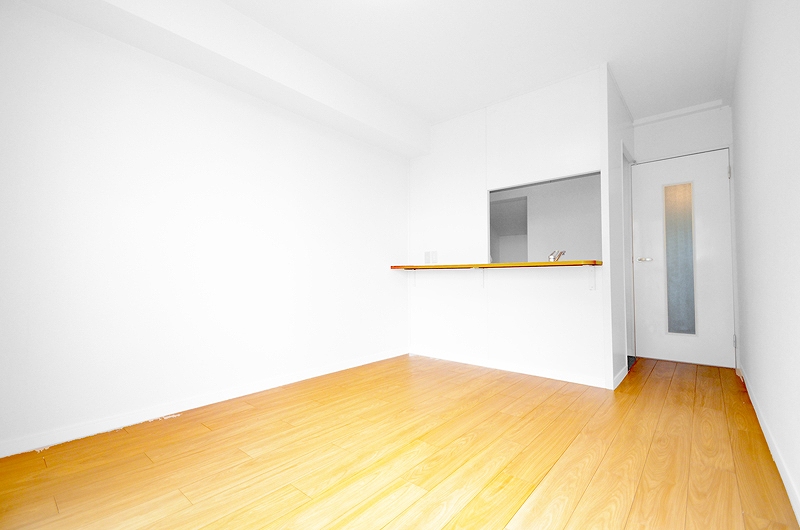 レオパレスグランデ１番館 リビング