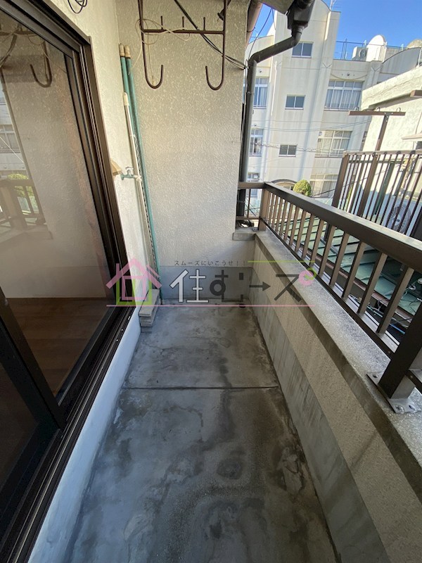 南市岡2丁目貸家① ベランダ