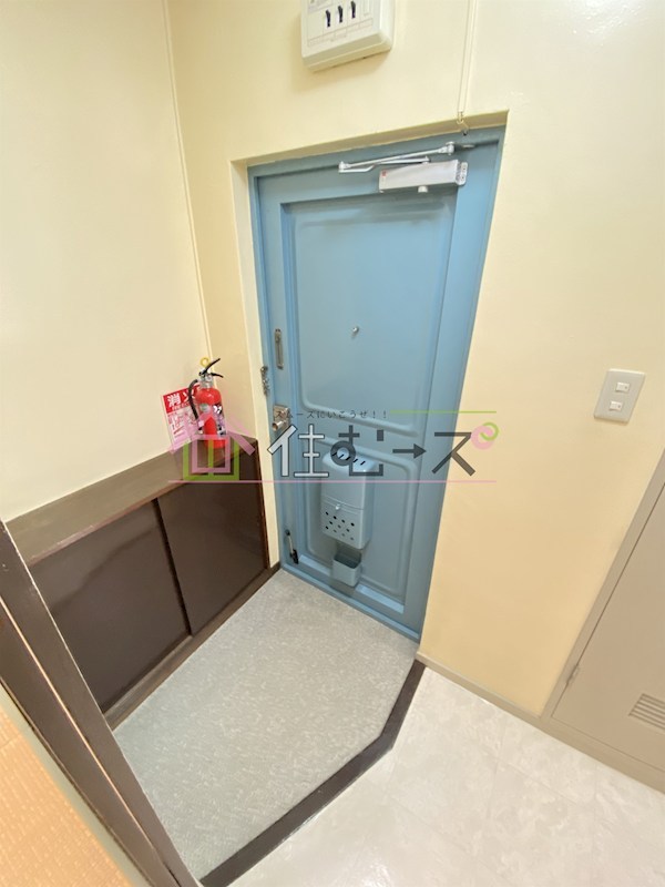 錦美マンション 玄関