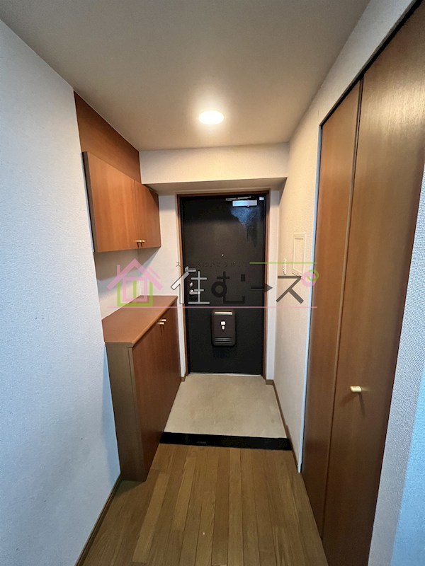 エイペックス心斎橋東 玄関