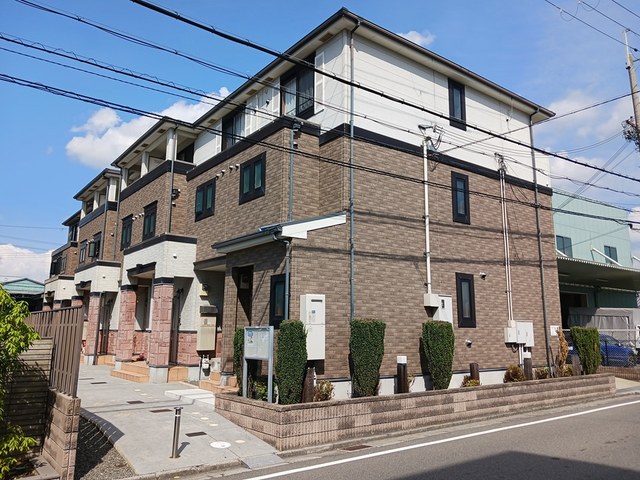 フルリールコート 外観