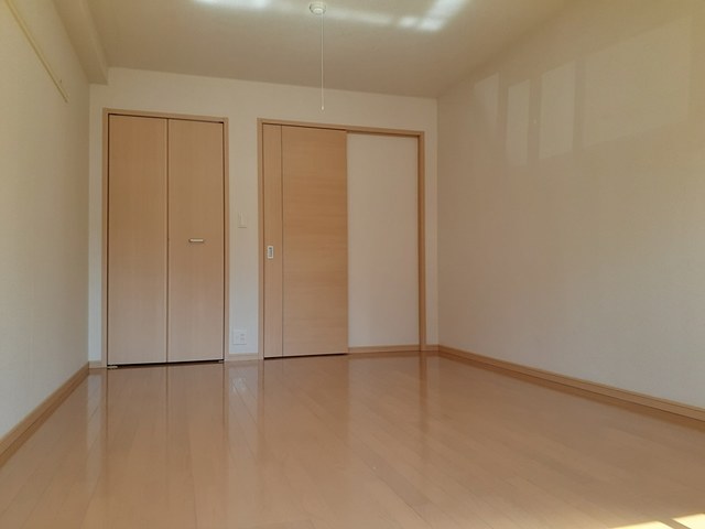 フォレスト　フィールド リビング