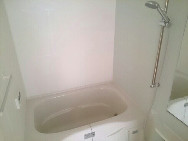 カーサ・バンブリーニⅡ 風呂画像