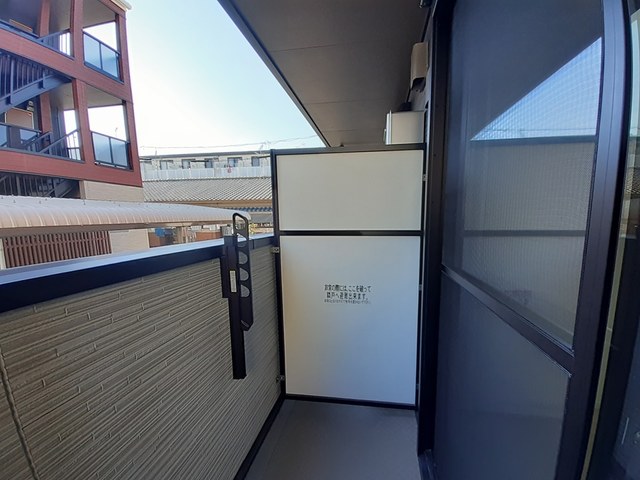 オーヴェスト　アンビエンテ　Ⅰ ベランダ