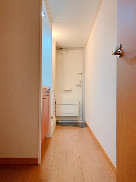 レオパレスエル・ガルテン 玄関